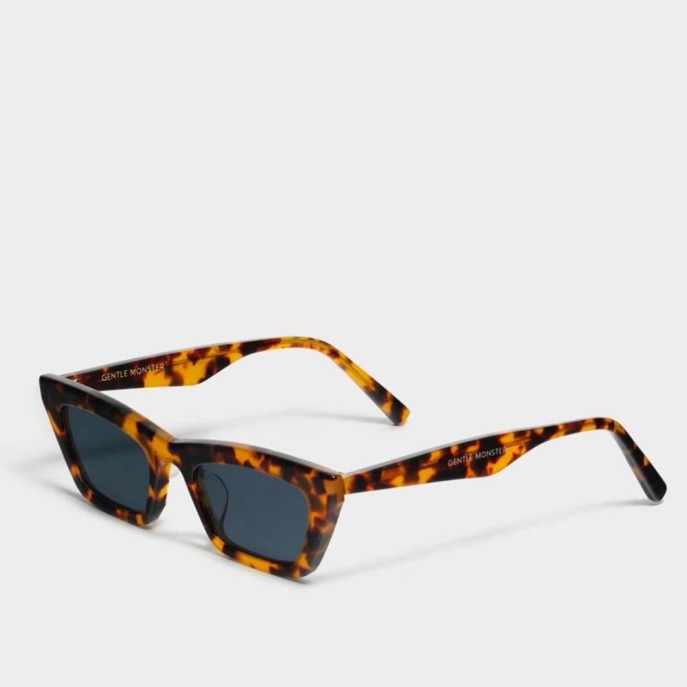 Gentle Monster Chapssal 033 Tortoise Cat Eye Sunglasses